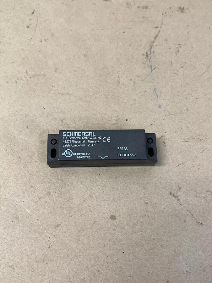 Used Schmersal BPS 33 Safety Component