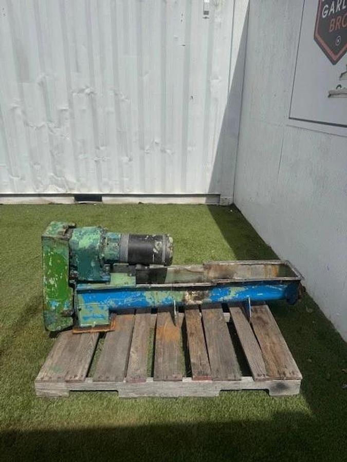 Used Painted SS Auger 48” L, 6” Stick, 7” Trough 6" Flights, 25.6:1 Ratio Gearbox