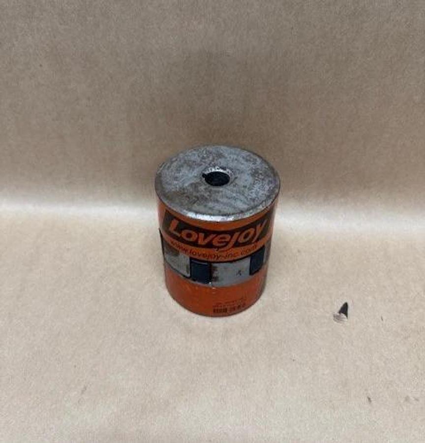 Used Lovejoy L-150 3-Pierce Jaw Coupling set (.750) 2 Half Couplings w/ Rubber Spider