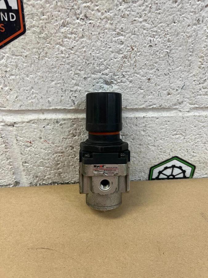 Used Nycoil AR3000-03 145 PSI Regulator
