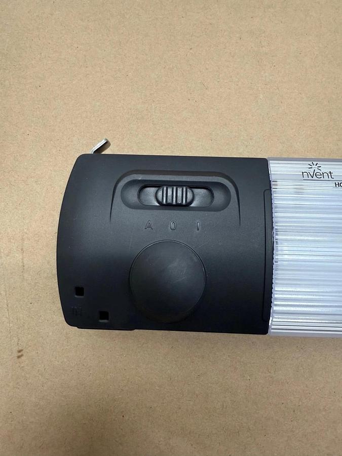 Used Nvent Hoffman EL900D LED Enclosure Light, 100-240V, 50/60Hz