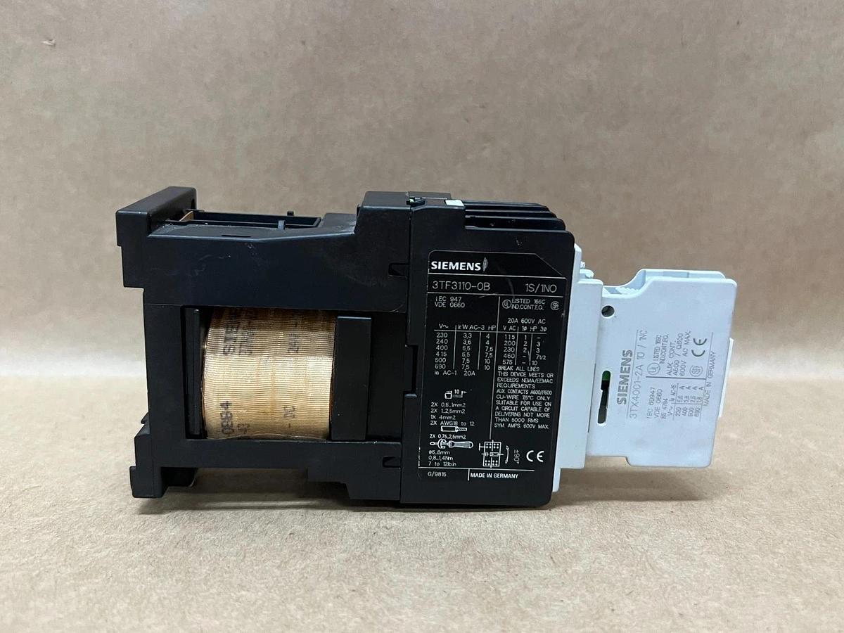 Used Siemens 3TF3110-0B Contactor w/ 3TX4001-2A Contact Block