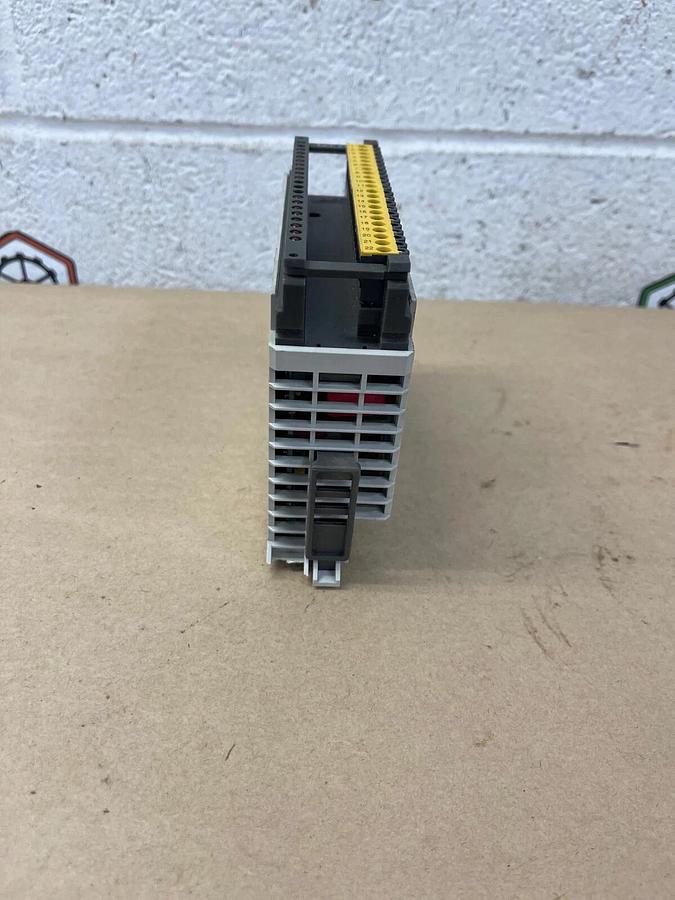 Used AEG AS-BDEP-218 Modicon, Discrete Input 16x115 VAC