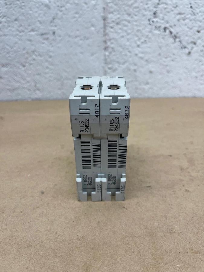 Used Merlin Gerin 24522 Circuit Breaker, D10A 480Y/277V Multi9 C60