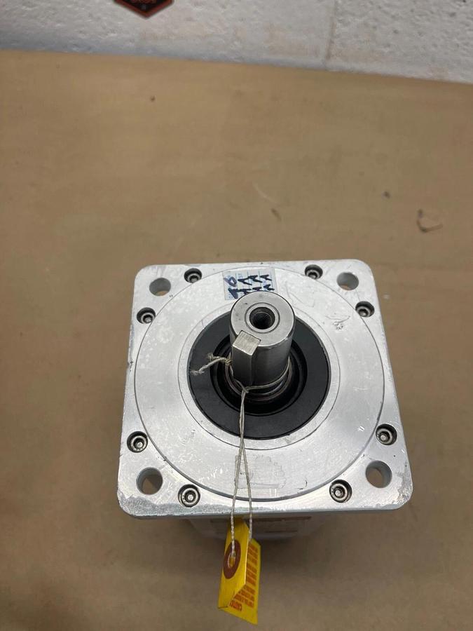 Allen-Bradley MPF-B4530K-SJ22BA , AC Servo Motor, Series A, 4000 RPM, 2.4 kw