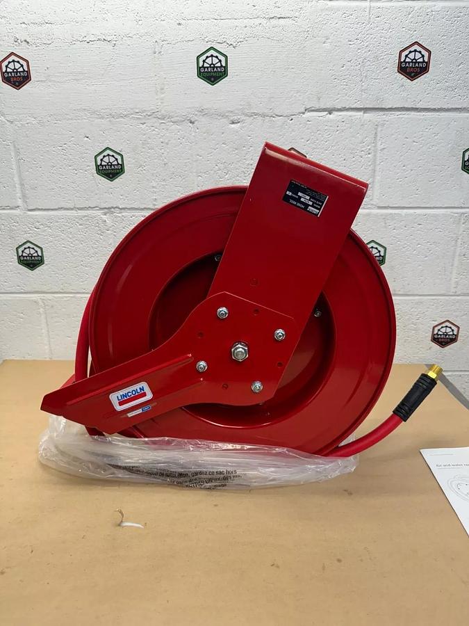 New - open box Lincoln 83754 Air/Water Hose Reel 1/2” Retractable Hose