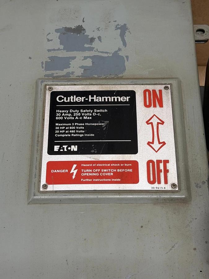 Used Cutler Hammer DH361URK Heavy Duty Safety Switch, 30A, 250VDC, 600VAC