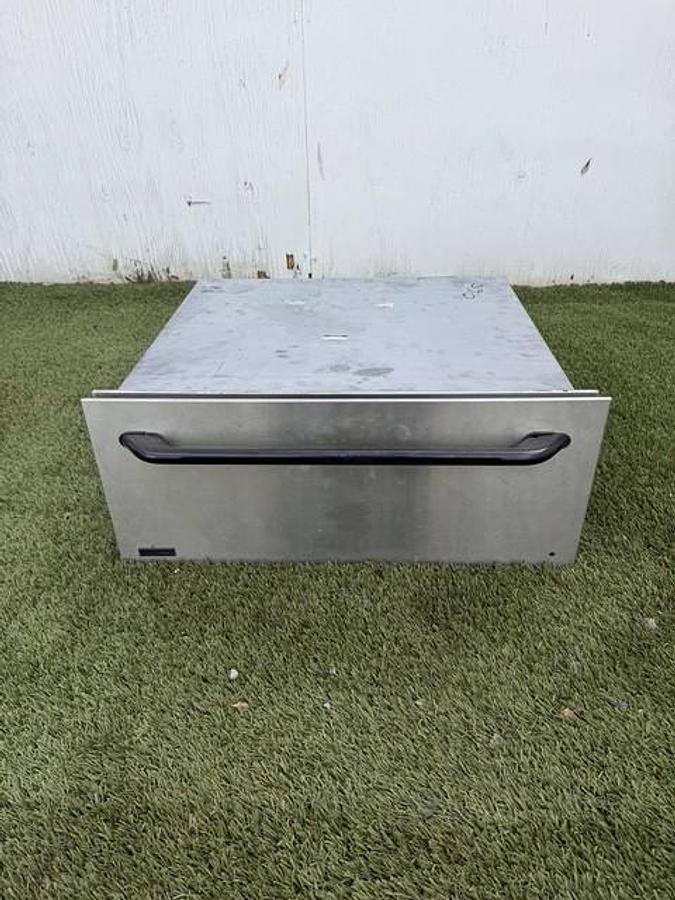 Used Thermador 22” Warming Drawer