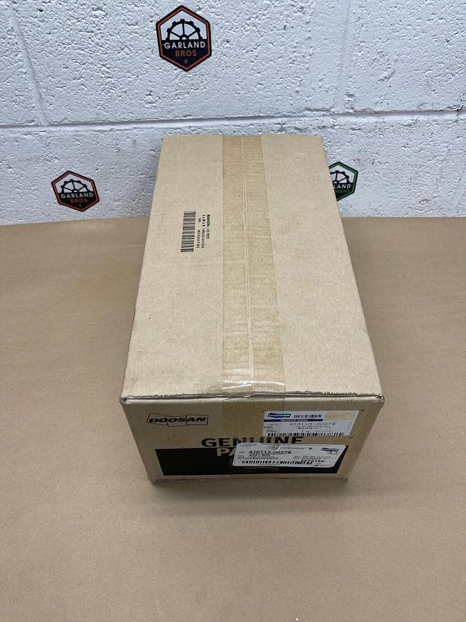 Doosan 410113-00378 Left-Hand (LH) Joystick Valve, Hydraulic Joystick Valve Assy