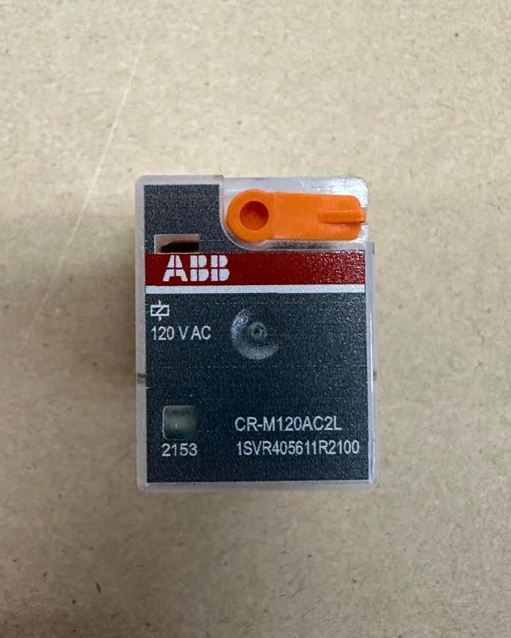 ABB 1SVR405611R2100 Control Relay *NEW*