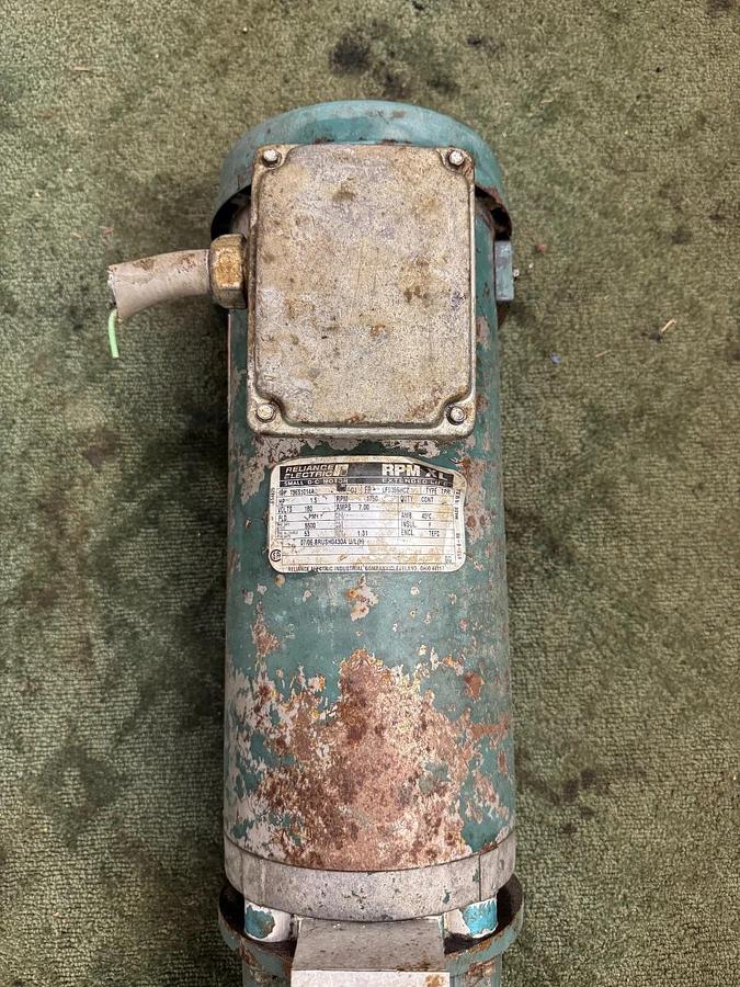 Used Dodge HB382CN140TC Gearbox, Ratio 9.7:1, w/ Reliance T56S1014A 1 Hp Motor