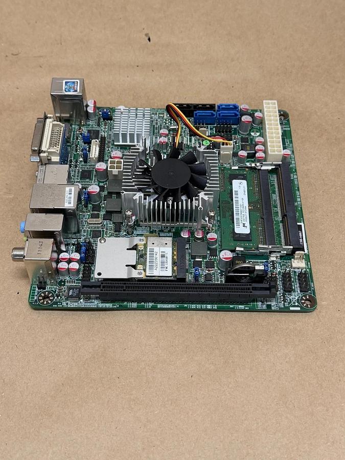 Used Intel NC9B-HM67 Mini-ITX w/ Crucial CT25664BC1339.8FD, 2GB Memory