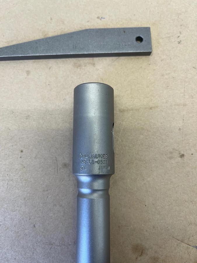 Milwaukee 48-66-6503 “B” Taper Adapter, Hammer Drill Bit Adapter