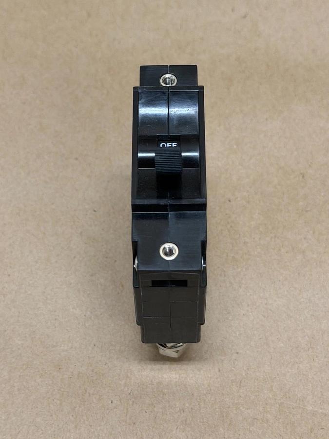Used Nader NDB3-100J4 10/1LSS1A0-R 1-Pole Circuit Breaker - Lot of 17
