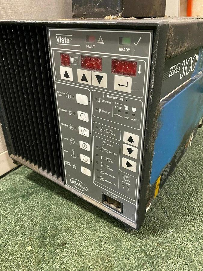 Used Nordson 3100V-2EAV2D/R Hot Melt Adhesive Glue Applicator System