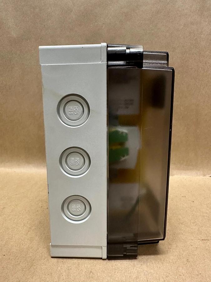 Used Phoenix Contact BXT-4XP-SEC-T3-120+2X2-24AC Surge Protection Device