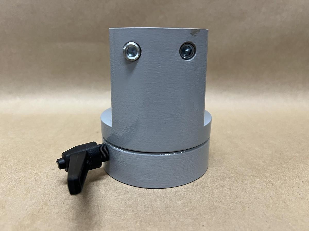 Used Square D Vertical Rotating Fixing Coupling (2" x 2") 2" Pipe