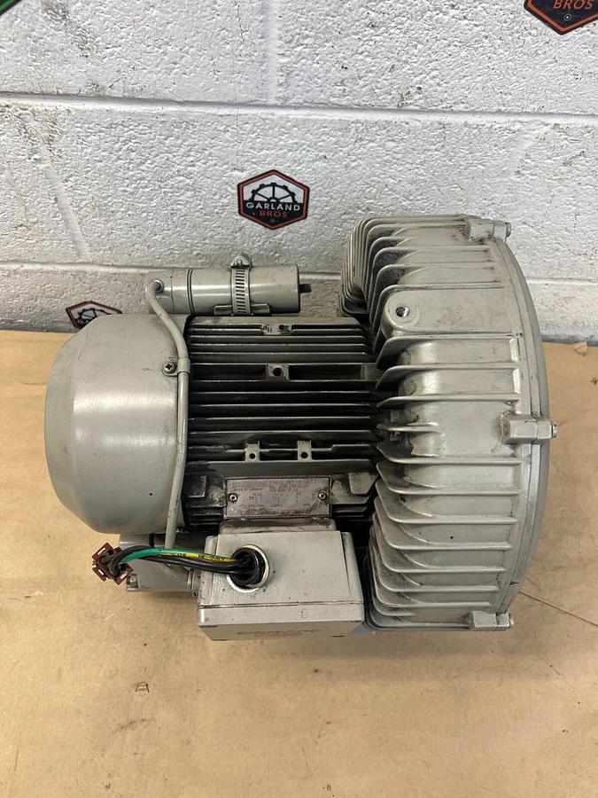 Used Siemens 2BH1 503-1AB29-Z ELMO-G Blower, 60Hz, 208V