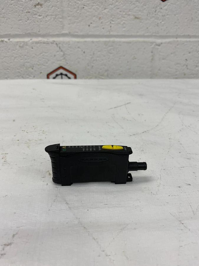 Banner D10BFPQ Fiber Optic Sensor 72614