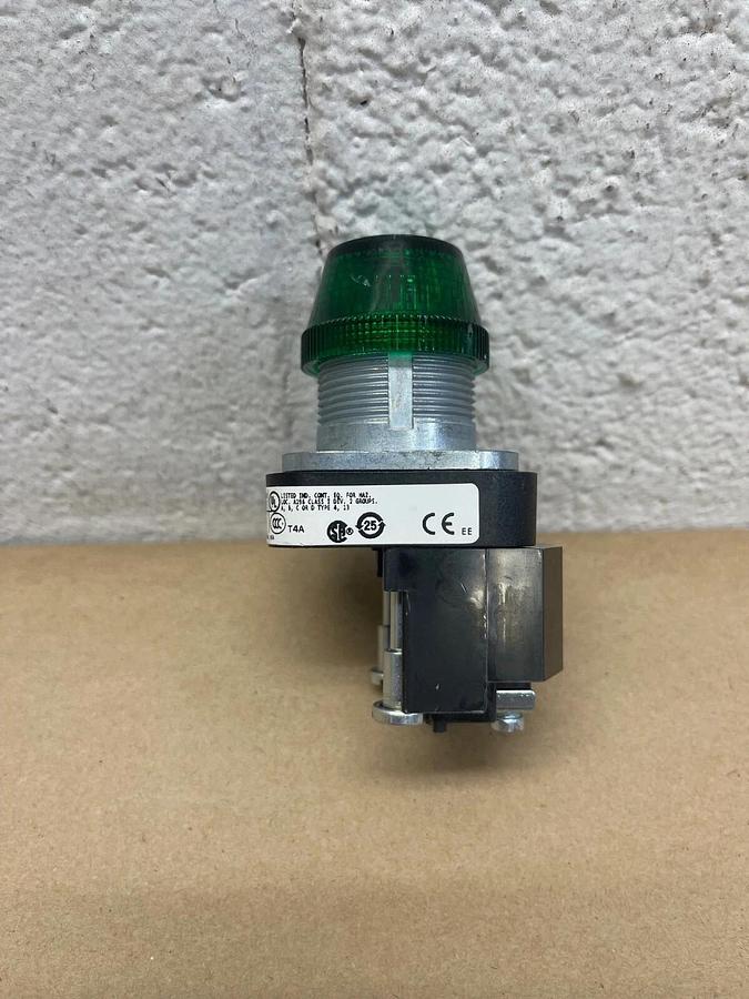 Used Allen-Bradley 800T-PH16G Ser V 30mm Pilot Light Green Lens LED Lamp 120VAC