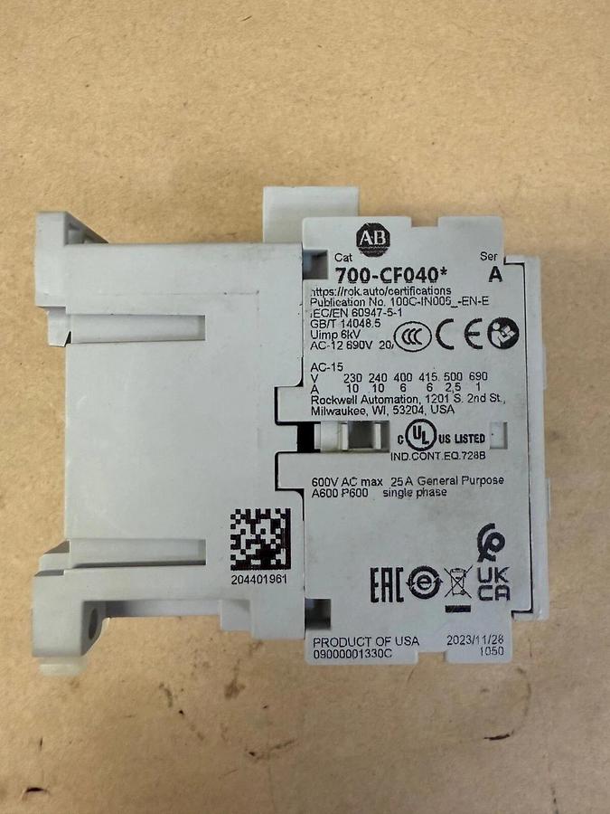 Used Allen Bradley 700-CF040 Control Relay, Series A, 50/60 Hz, 110/120V