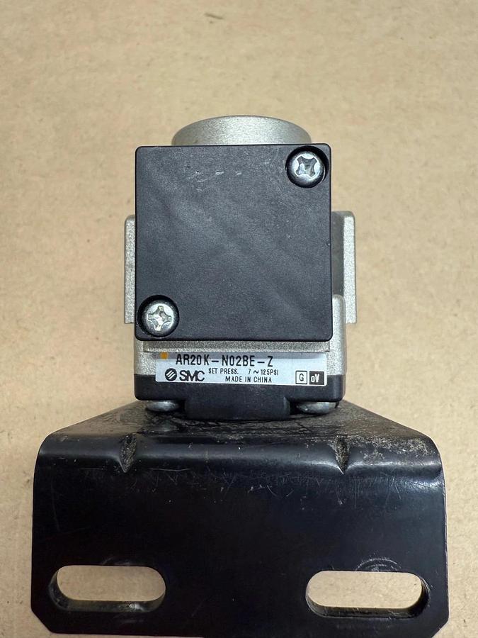 Used SMC AR20K-N02BE-Z Pressure Regulator