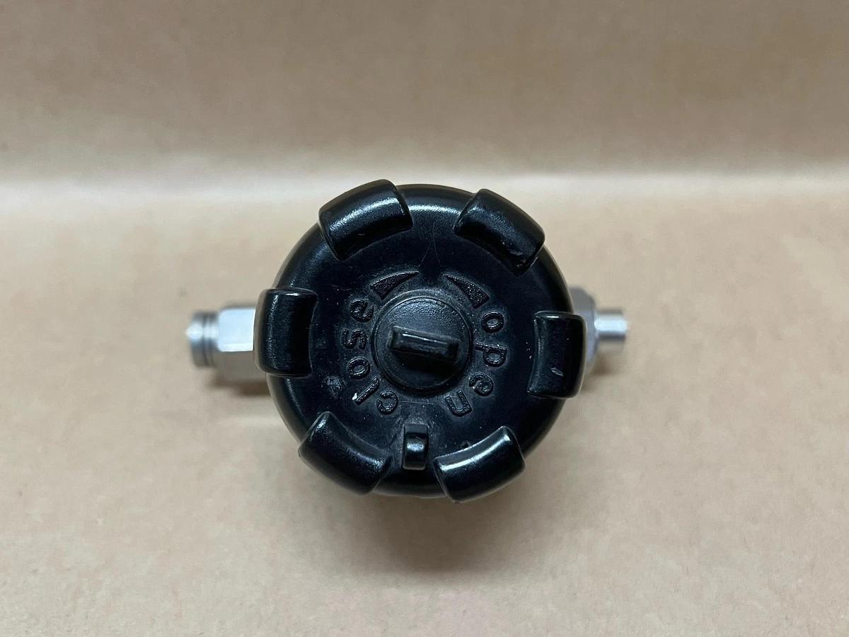 Used Gemü 1.4408 PN16, DN10, 316L 1/2" Diaphragm Valve