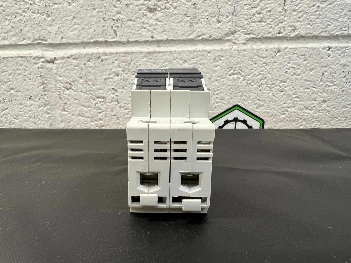 Used Allen Bradley 1492-FB2C30-L 30A, 600V Fuse Holder