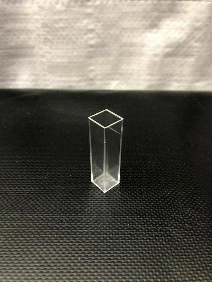 Used Perkin Elmer Disposable Plastic Cuvette, Part # N9302734, lot of 100