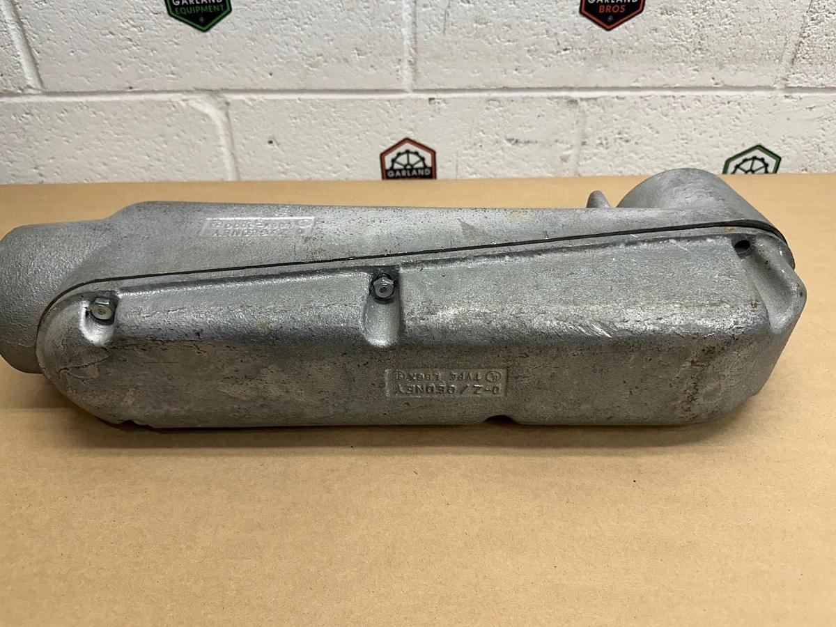 Used O-Z/Gedney LB6X-3000 3-1/2” Conduit Body & Cover