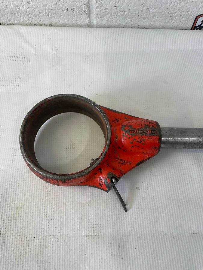 Used Ridgid Exposed Rachet Threader Set 17 Pieces, Ratchet Threader & Strap Wrench