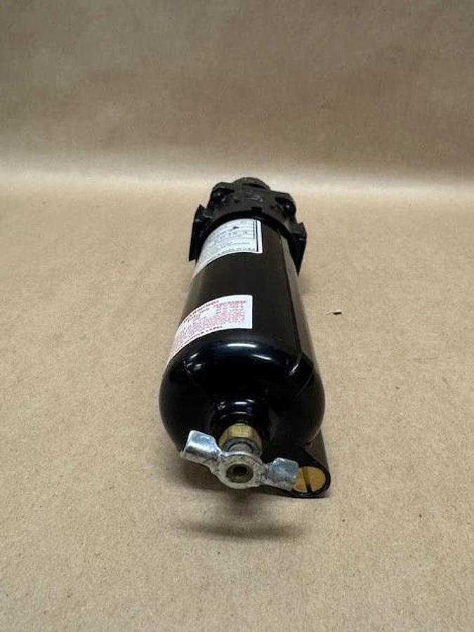 Used Arrow Pneumatics B764W3 Filter/Regulator, 250 PSIG, 100 SCFM Flow