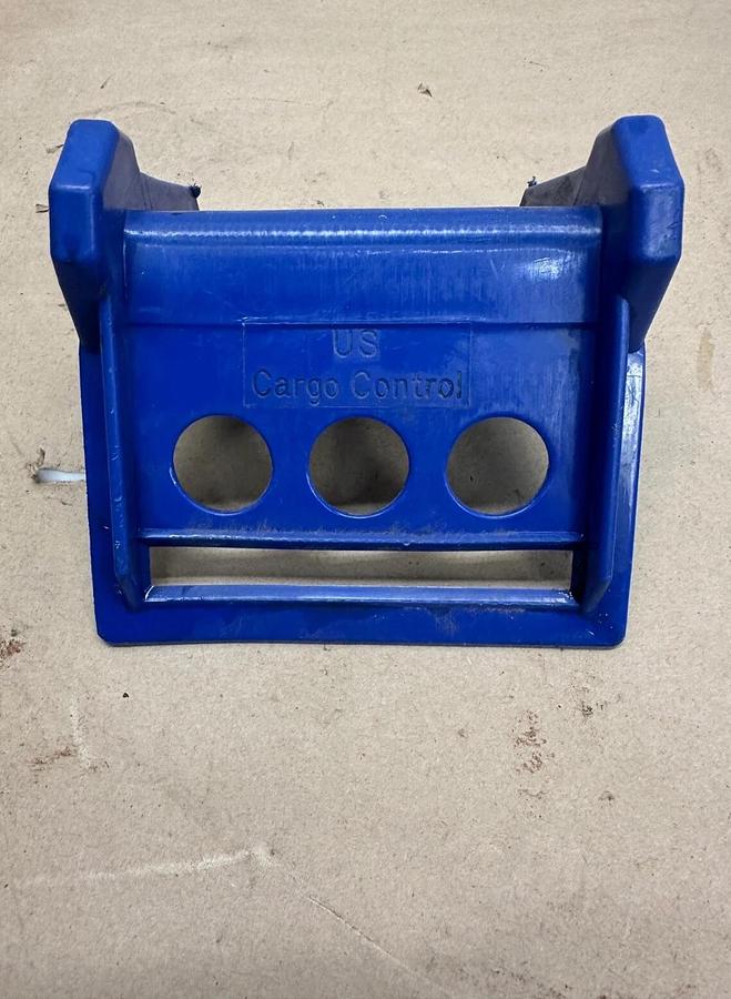 US Cargo Control 4” Plastic Corner Protector-Blue - Lot of 41