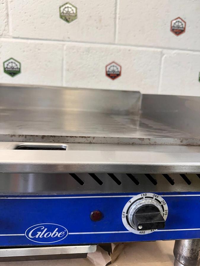 Used Globe - GEG24 - 24” Electric Griddle