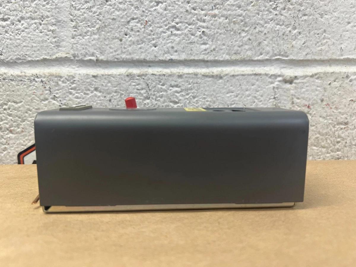 Used Honeywell L4008E1040 High Temp Limit Switch