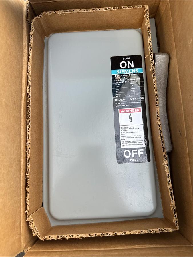 Used Siemens F351 Heavy Duty Enclosed Switch, Series A, 30 A, 600 VAC, 3-Ph