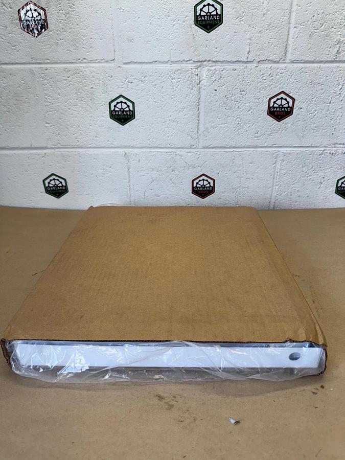 Used Saginaw Control & Engineering SCE-FS1818 Folding Shelf *New*