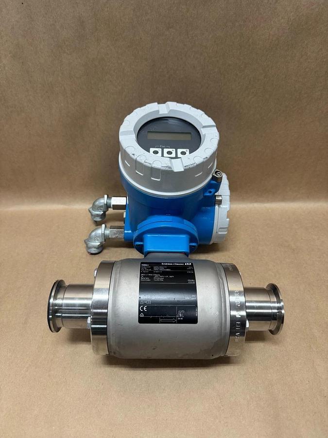 Used Endress + Hauser PROMAG 50 + PROMAG H 50H50-5X36/0 Electromagnetic Flowmeter 2"