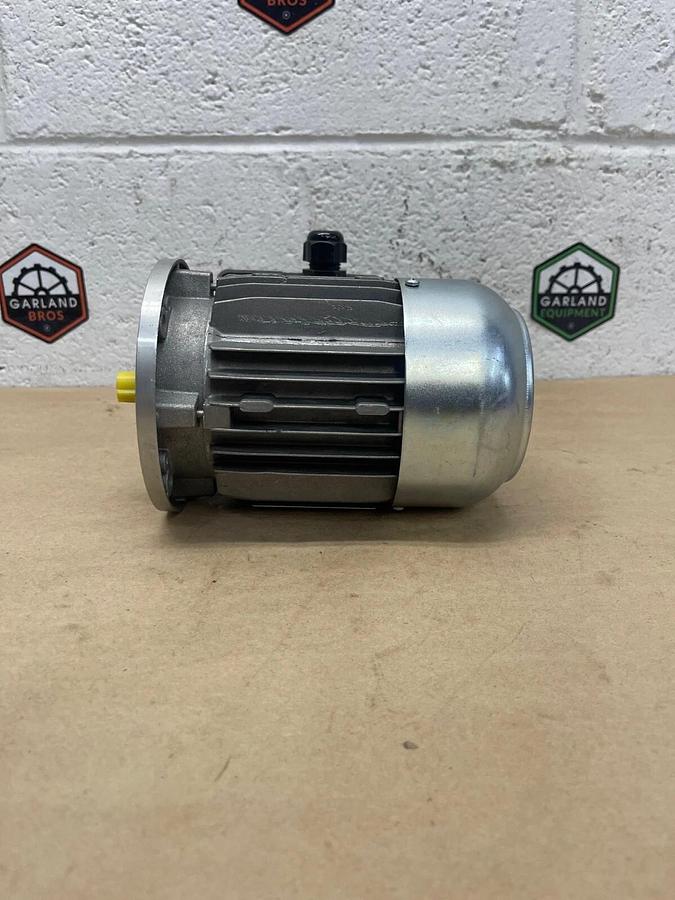 Used Nero Motori T56A4 Electric Motor, 0.08 HP, 1630 RPM, 0.06 kW