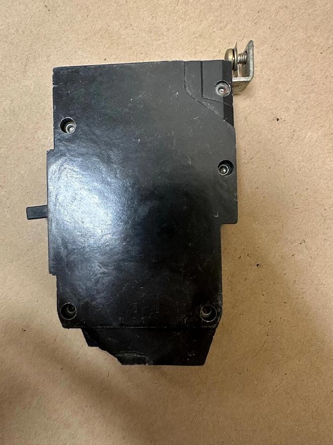 Used General Electric E11592 20A 1 Pole Circuit Breaker