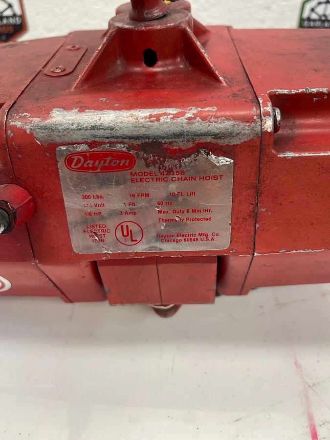 Used Dayton 4Z358 Electric Chain Hoist 300 Lbs 10' Lift 115V 1Ph 60 Hz 1/6Hp 3A 16FPM