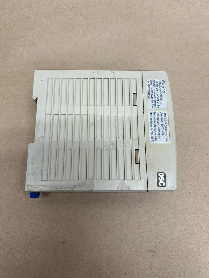 Used IDEC PS5R-SC24 50/60Hz Power Supply