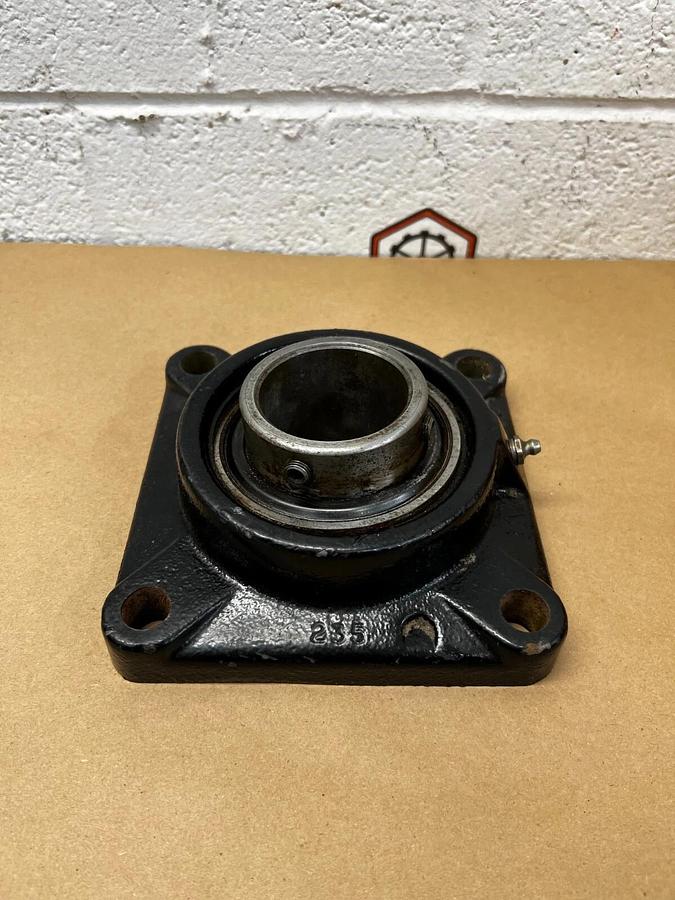 Used Rexnord F3U235N Cast Iron Link Belt Pillow Block Bearing