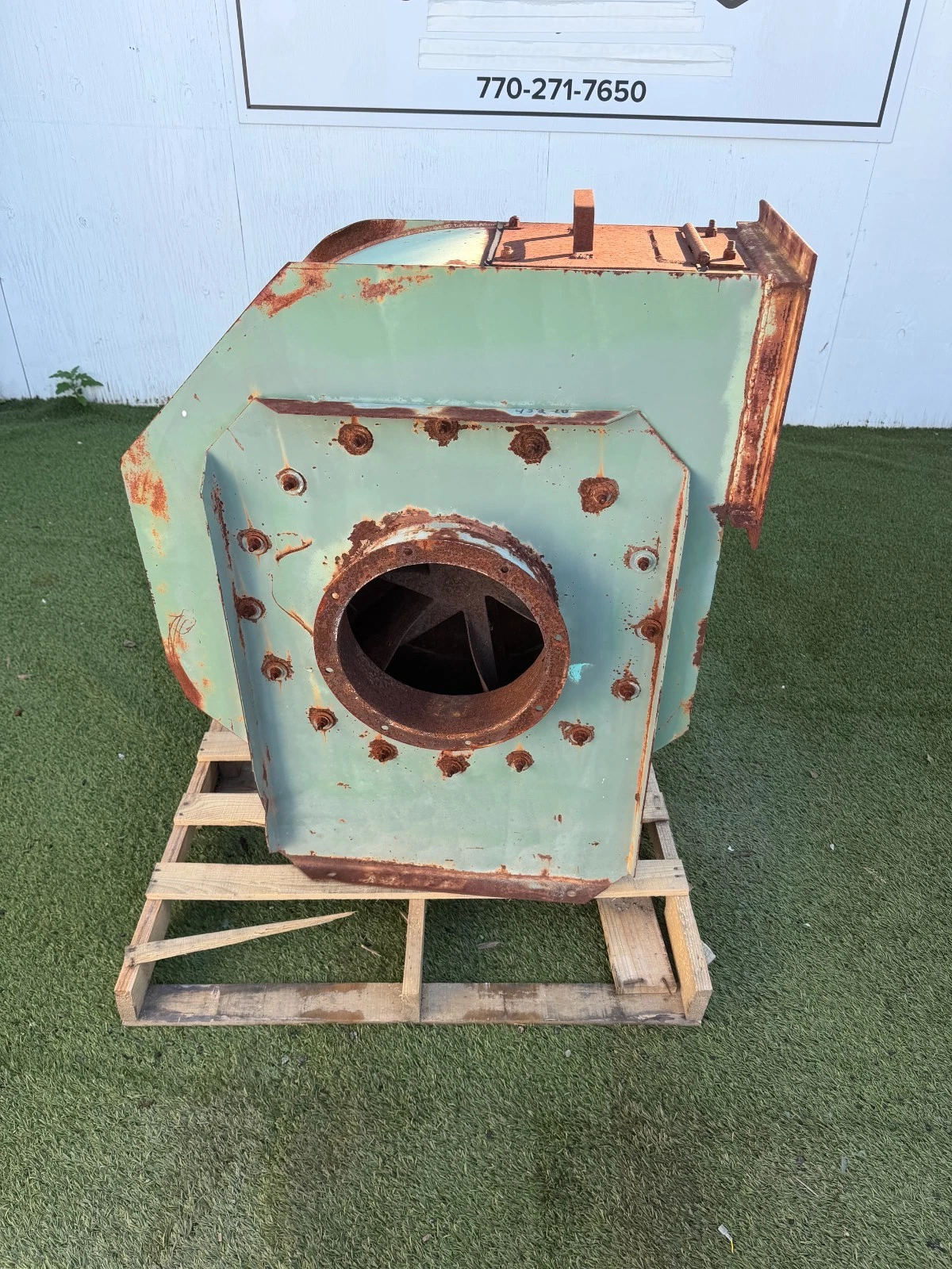 Used American Fan Co. IE-13-MH Top Horizontal CW 90 Blower