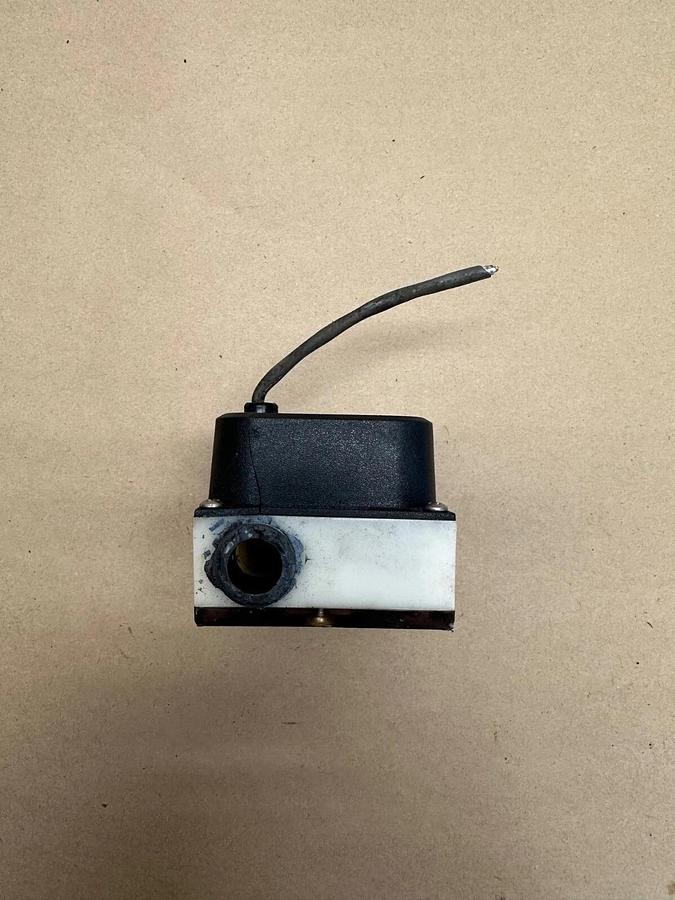Used Proteus Industries Inc. 300C Fluid Flow Switch