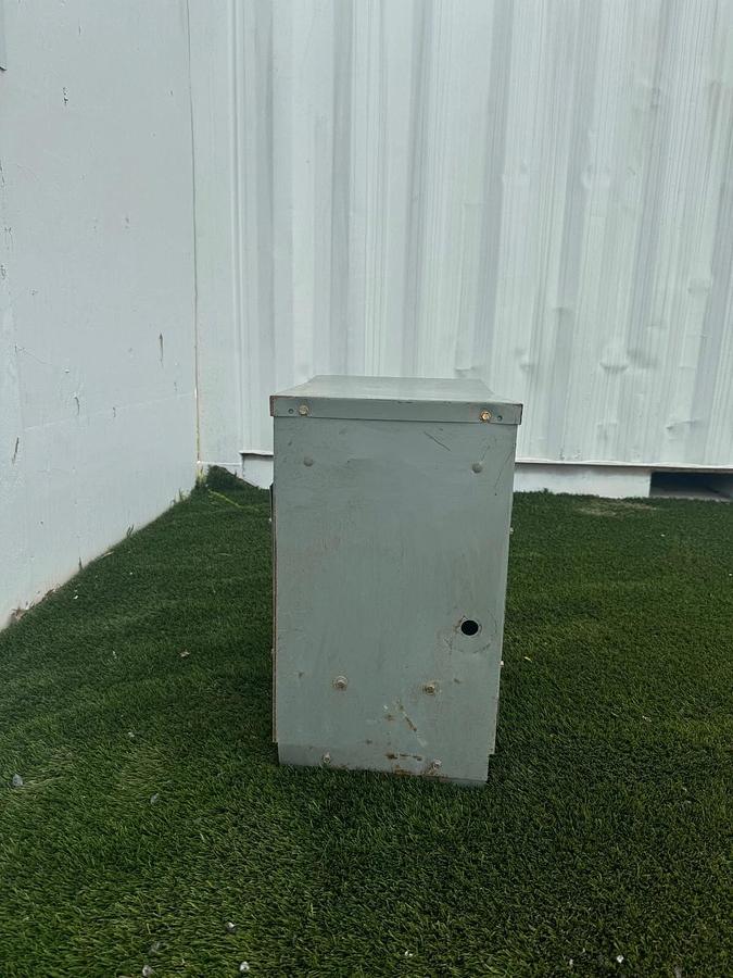 Used Challenger 751-LP3 4 Drive Isolation Transformer 460Δ-460 Y/266V, 3 Phase 7.5KVA