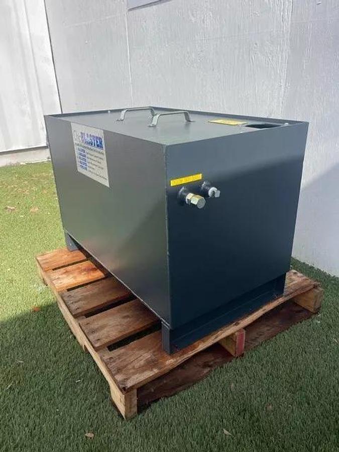 Used LNS ChipBlaster Coolant Filtration Tank, 34 Gal Capacity, Tank Dims: 31"x18"x18"