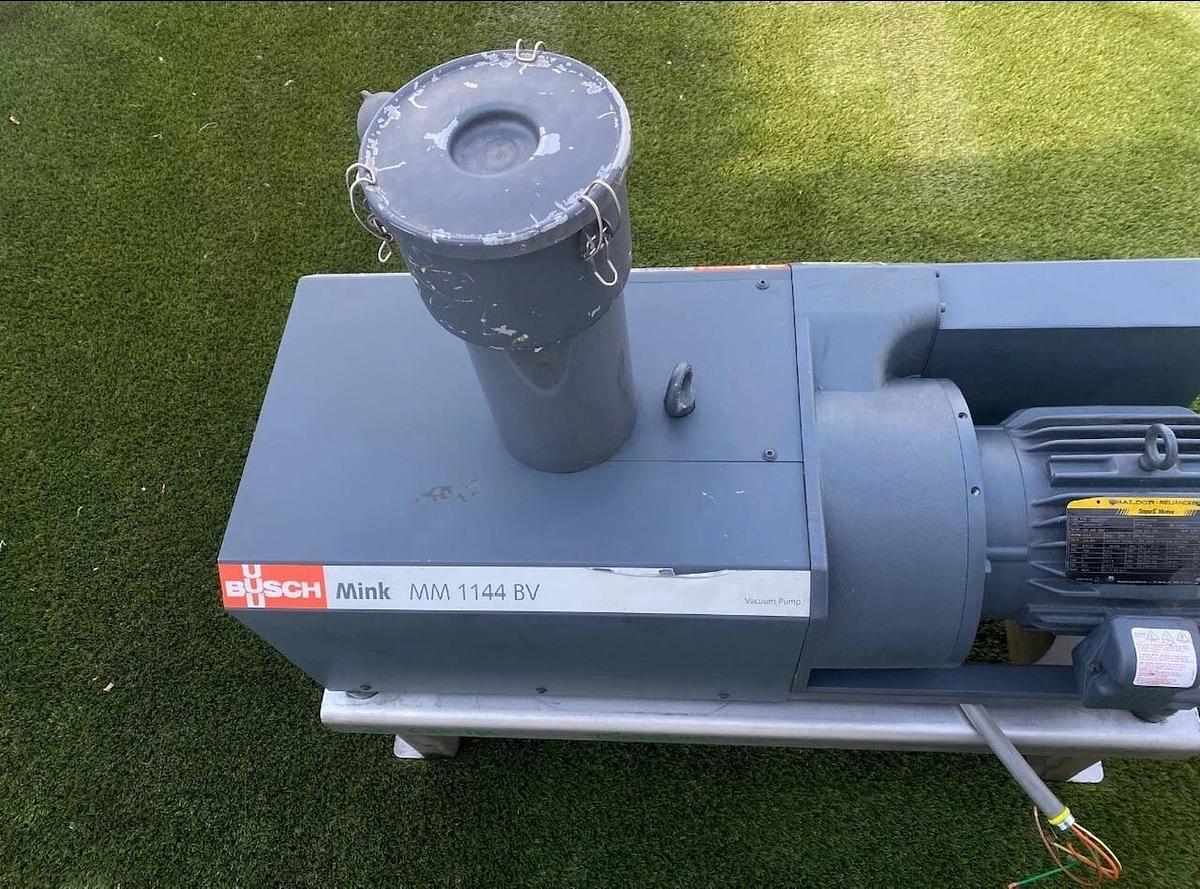 Used Busch Mink MM 1144 B V06 11XX Dry Claw Vacuum Pump, 3HP Baldor SuperE Motor