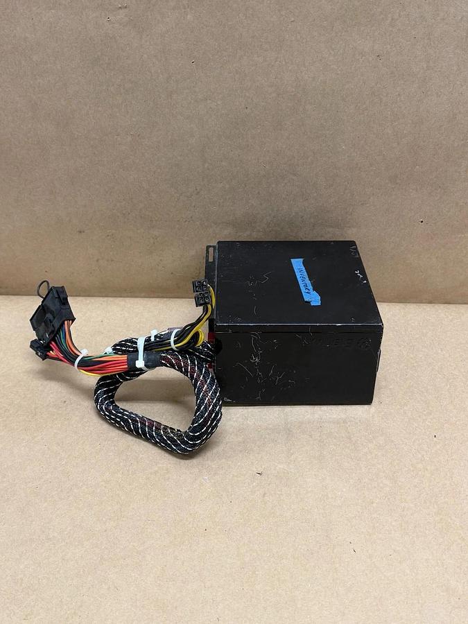 Used ENERMAX ELT620AWT 620 Watt Semi-Modular Internal Power Supply