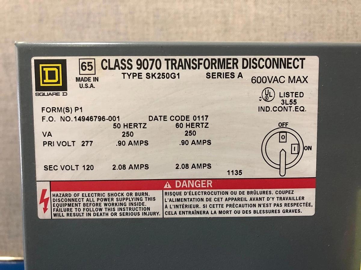 Used Square D Class 9070 Transformer Disconnect SK250G1